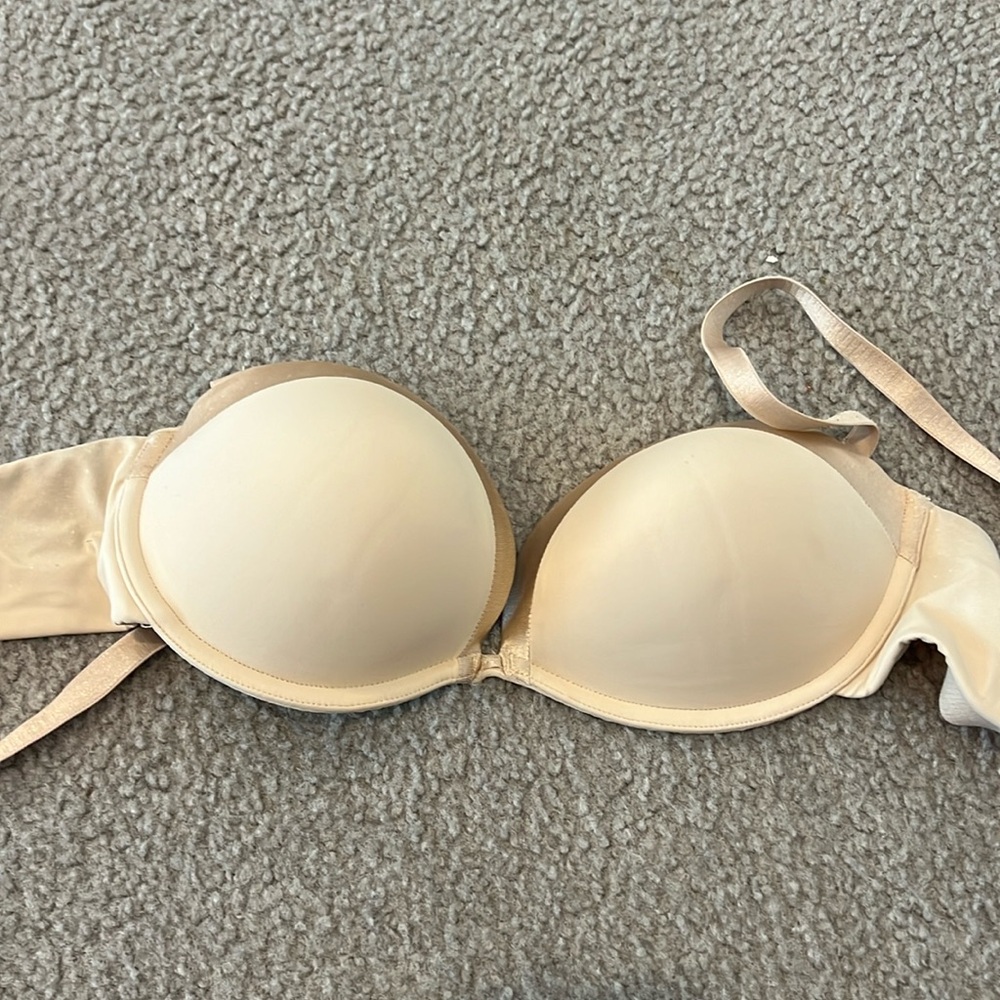 Maidenform 1 and a half cup push up 36 C bra with removable straps